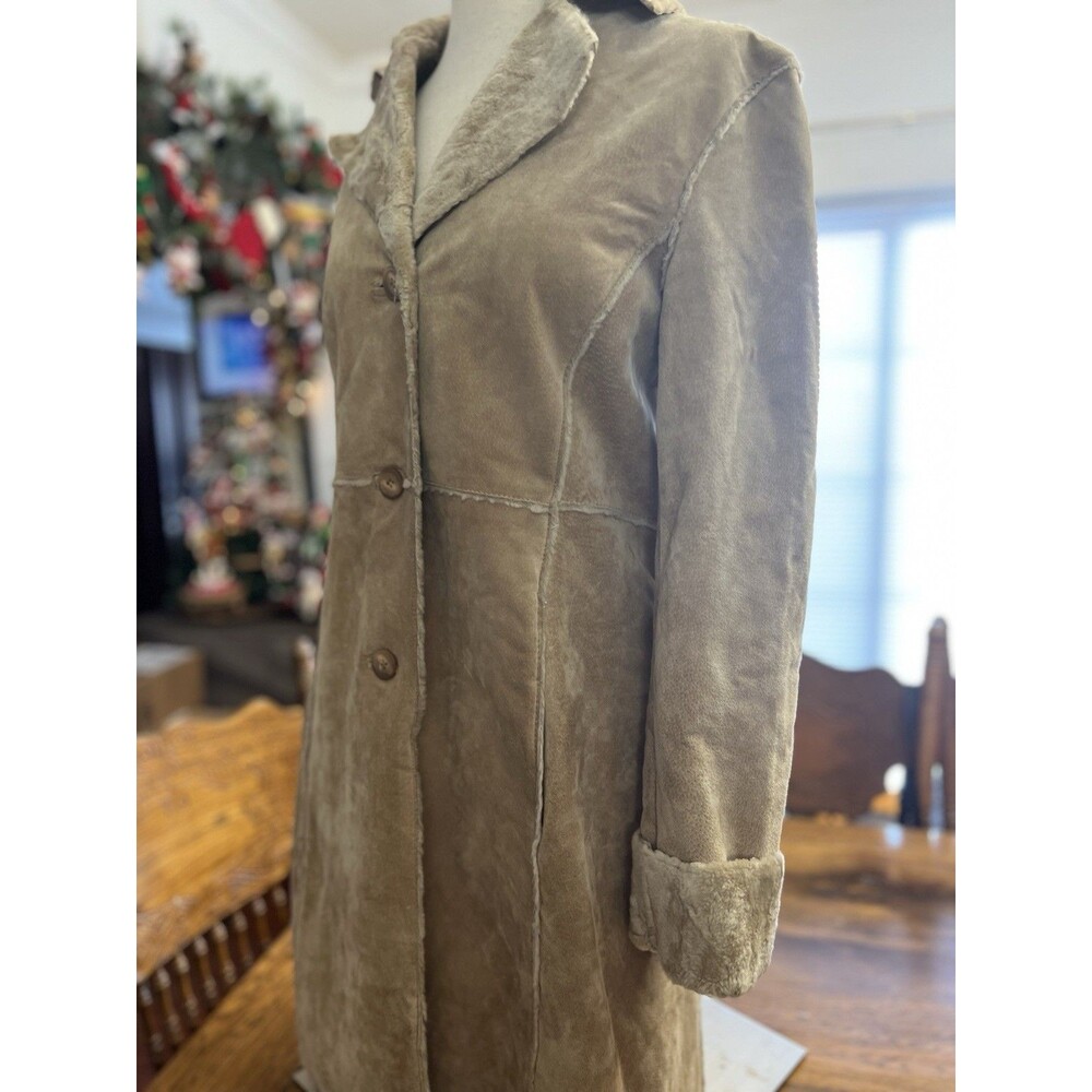 INCREDIBLE LONG GUESS COAT W/ ACRYLIC LINING SIZE S, GENUINE LEATHER, BUTTON UP